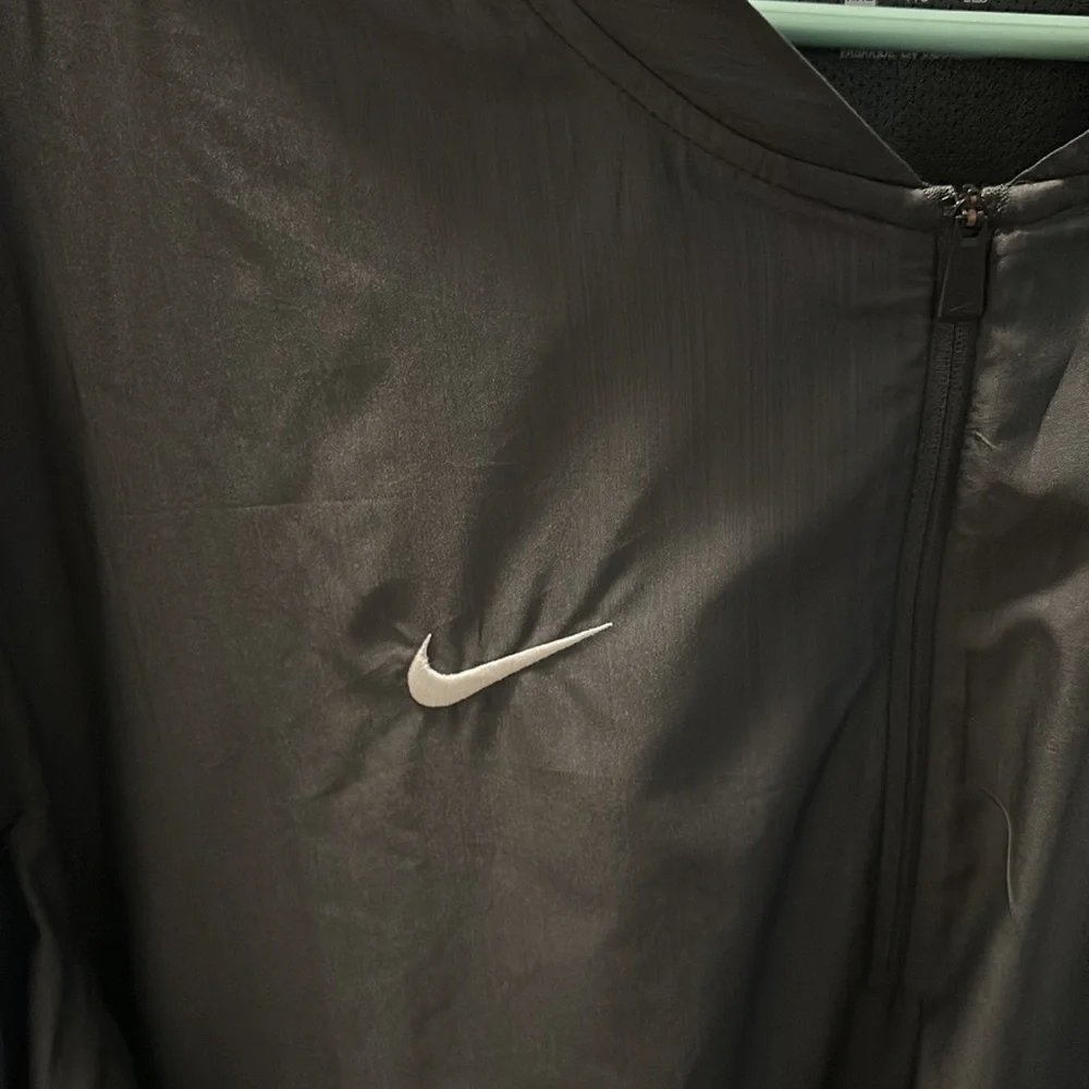 Nike 1/4 Zip hot Jacket - Picture 2 of 5